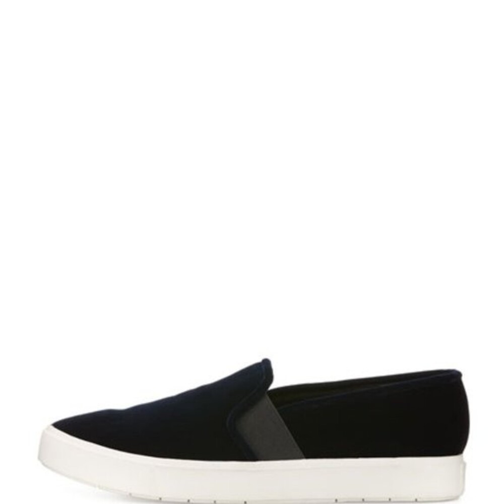 Vince Blair Slip On Sneaker - Black, size 8.5M